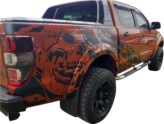 Full vehicle wrap for SM Towing Services bakkie